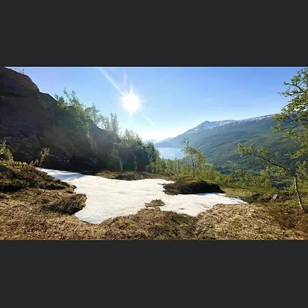 Storfossen Ξενοδοχείο με διαμερίσματα Gratangen